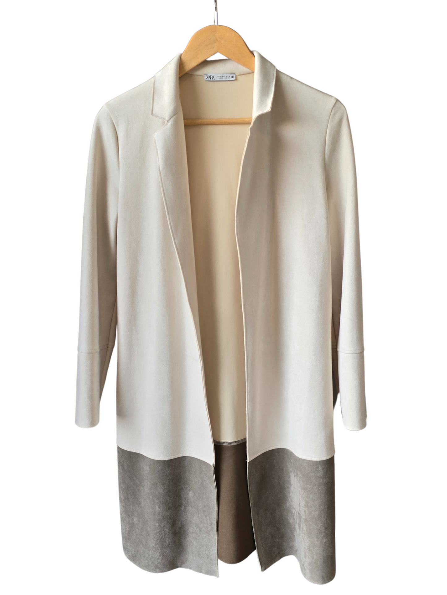 Saco Zara, crema y gris agamuzado talle S