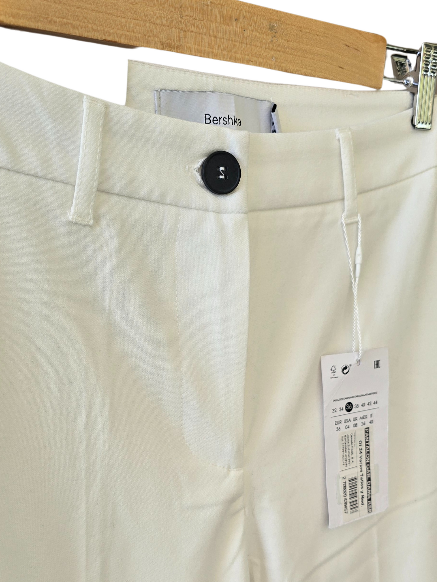 Pantalón sastrero Bershka blanco, talle 36, con etiqueta