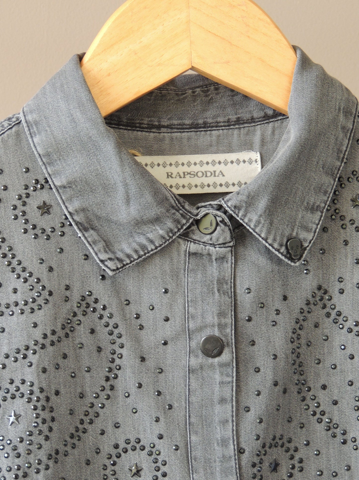 Camisa Rapsodia, tipo jean gris, talle S