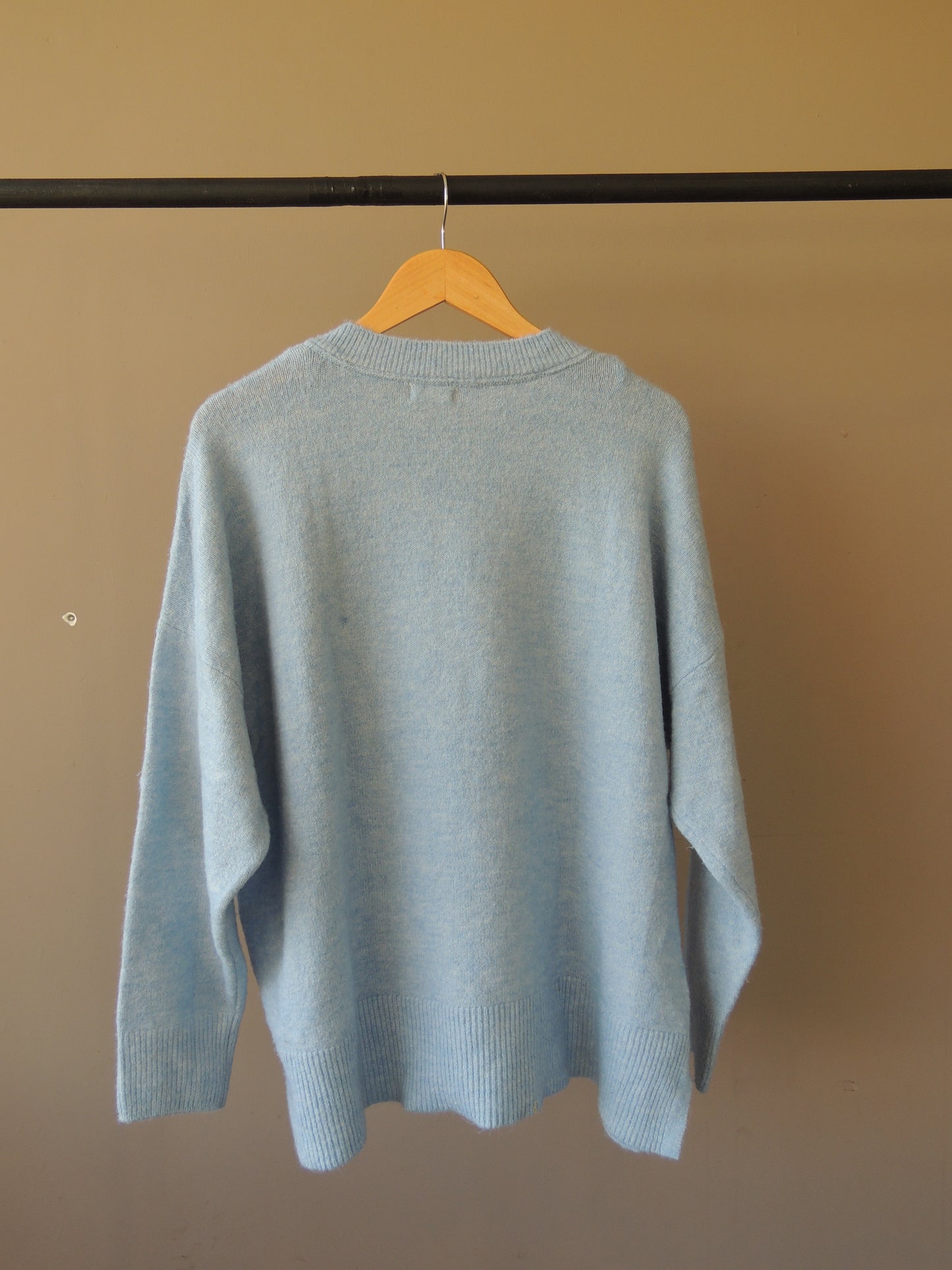 Buzo indian Celeste, talle XL