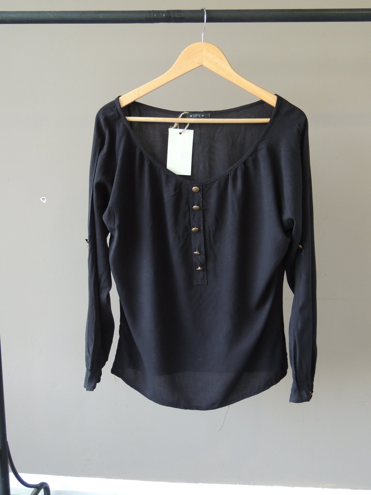 Blusa SPY, negra talle M
