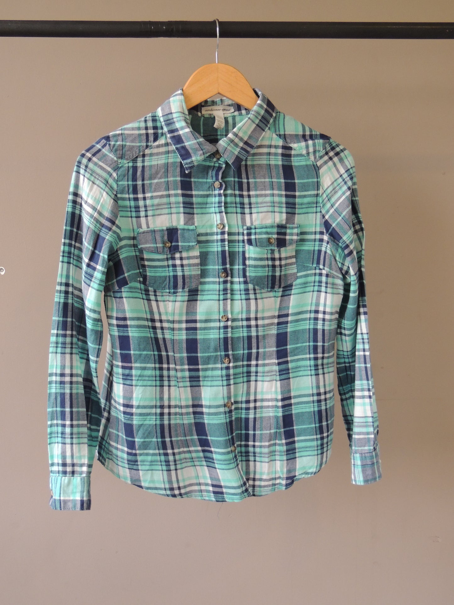 Camisa a cuadros celeste, entallada