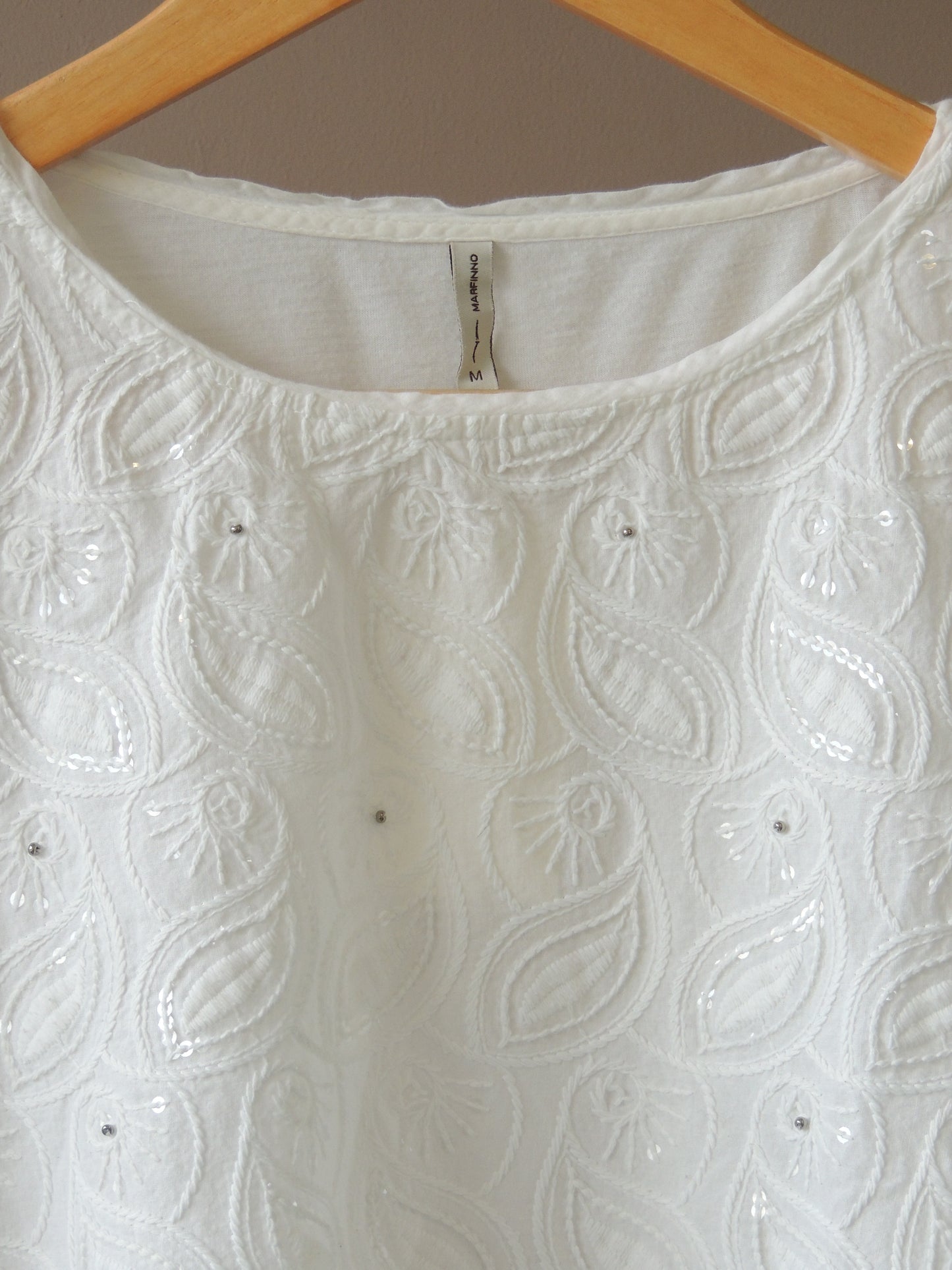 Blusa blanca bordada Renner, talle M
